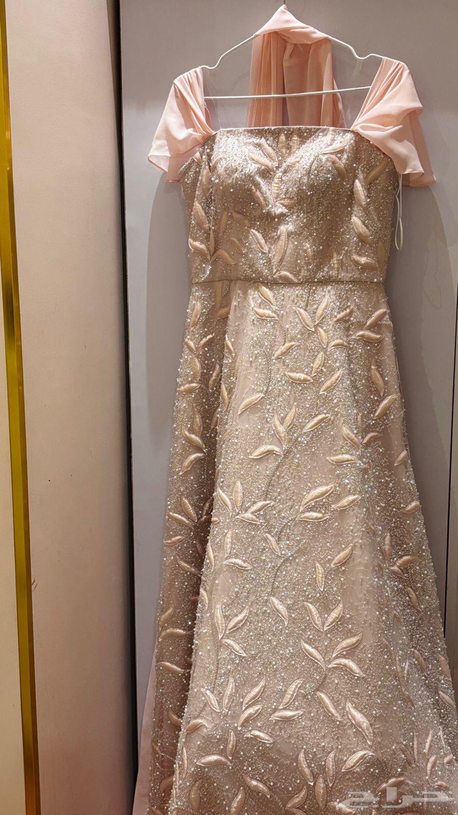 Luxurious dress never worn63618960627201112