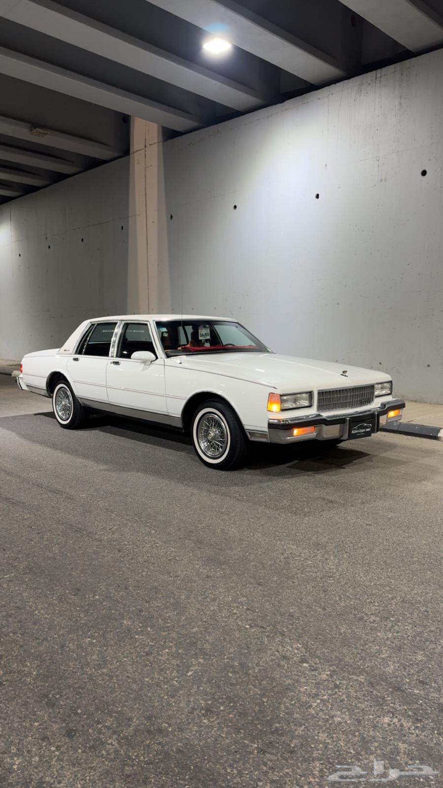 Caprice 198863655165301250112