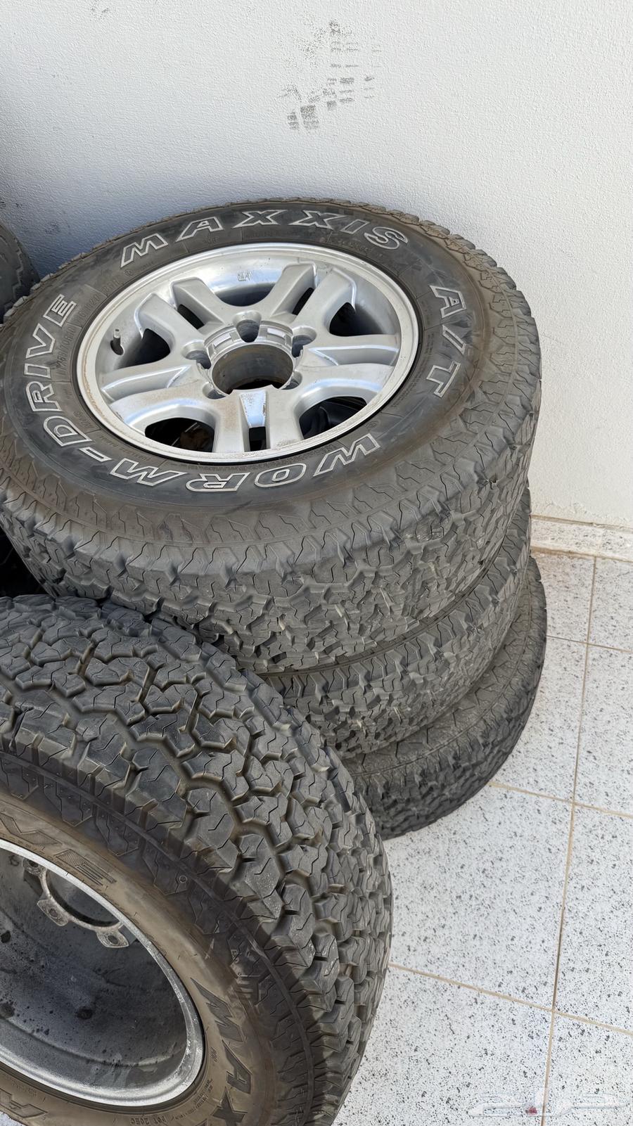 للبيع كفر ماكسس اخو الجديد مع جنوط لكزز شفت عريضه63667488734082110