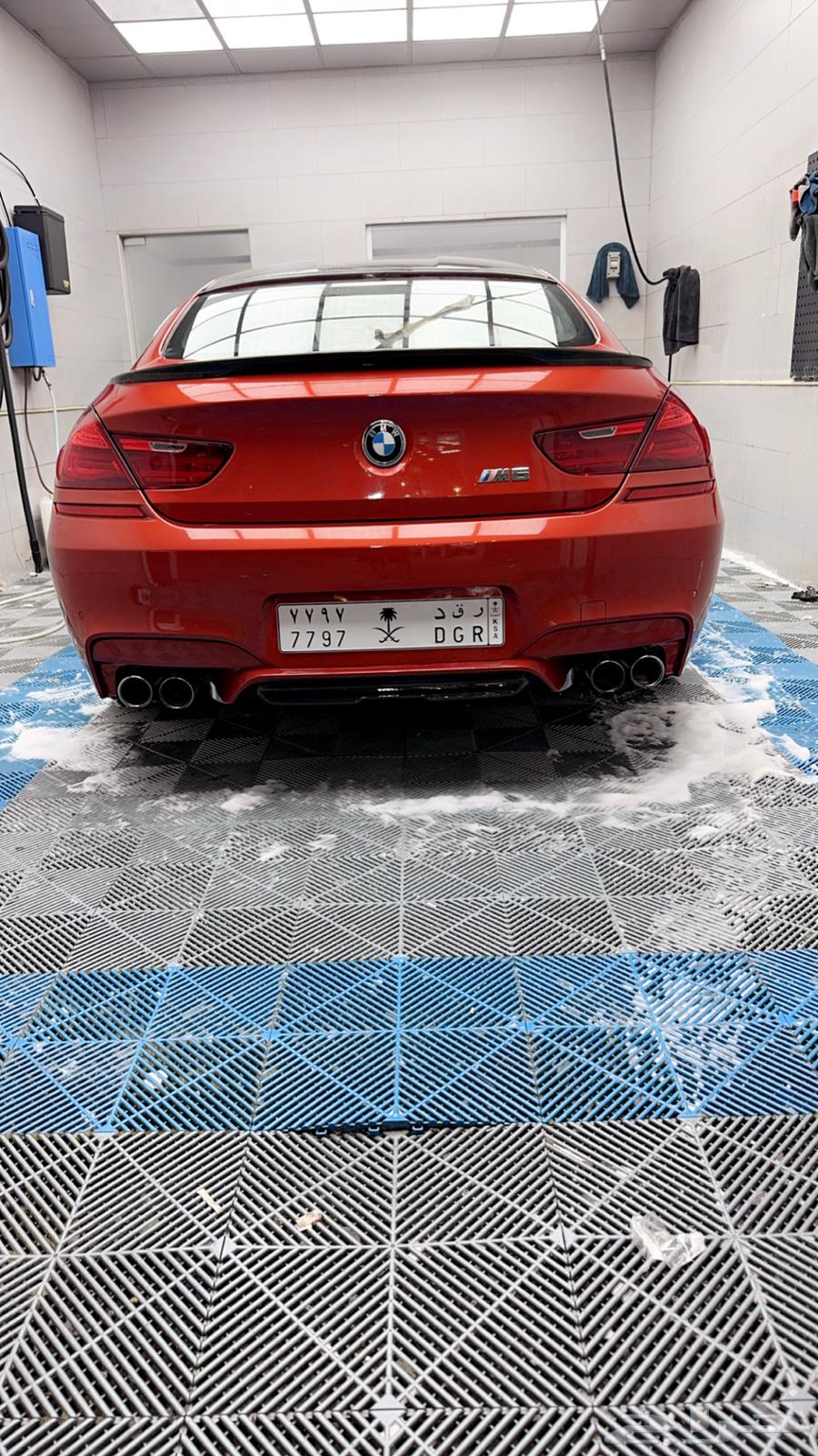 BMW M6 201463655166777474113