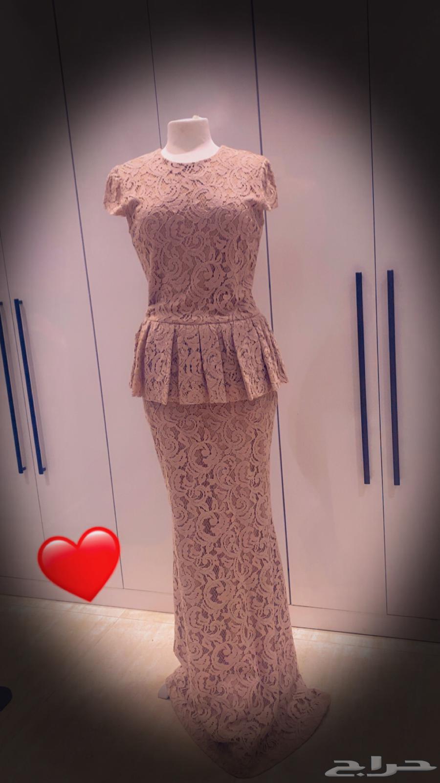 Women's dresses, shoes and accessories63618969844609114