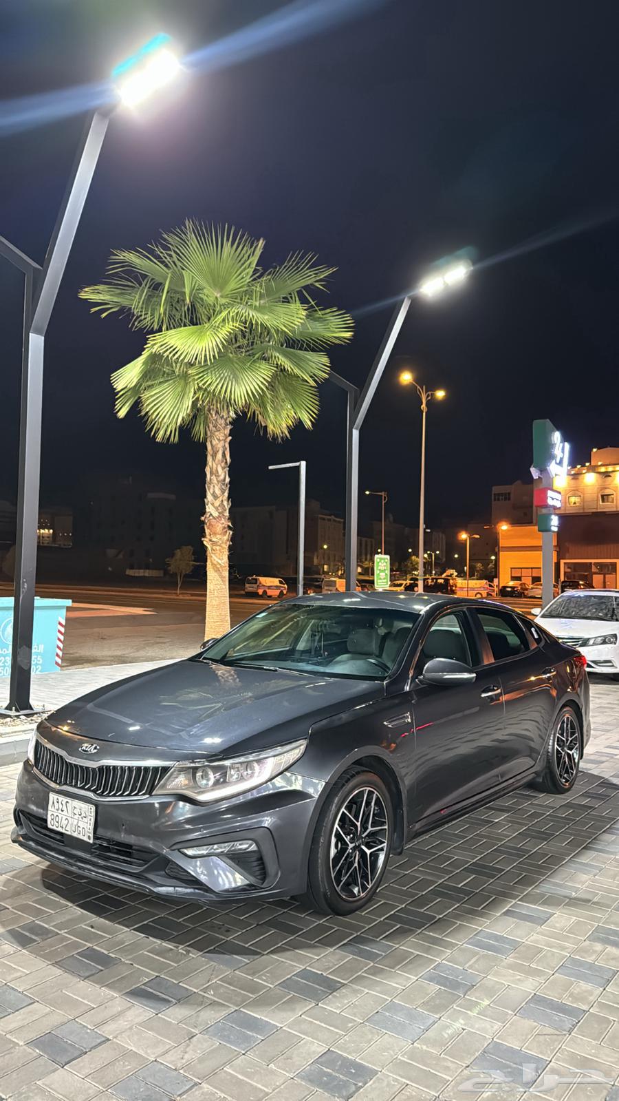 Sold63617981479041111