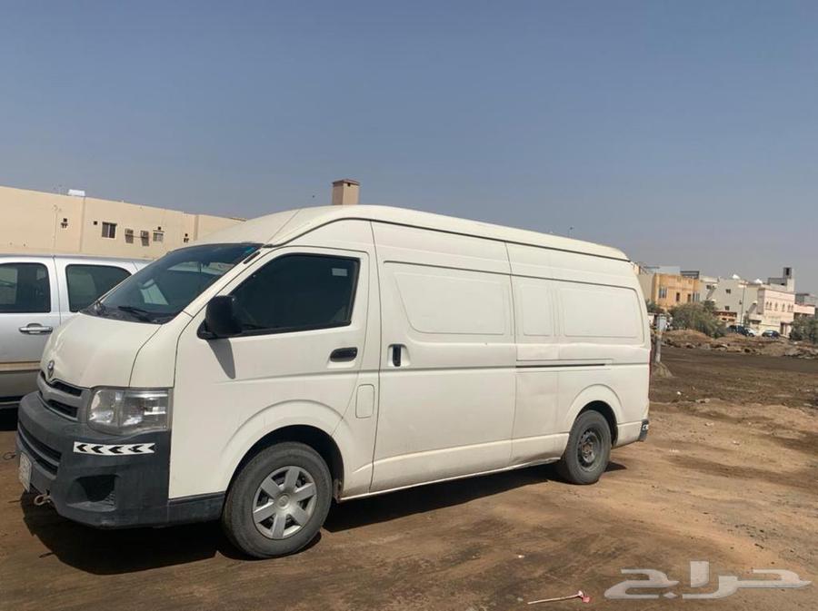 For sale, a 2013 model high roof cargo van63655587147906110