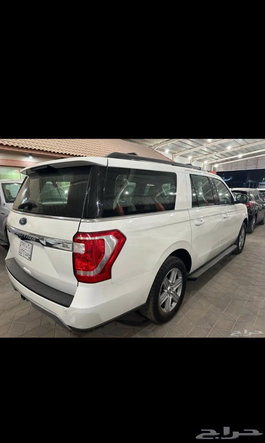 Type Ford Expedition 202163656277478017112