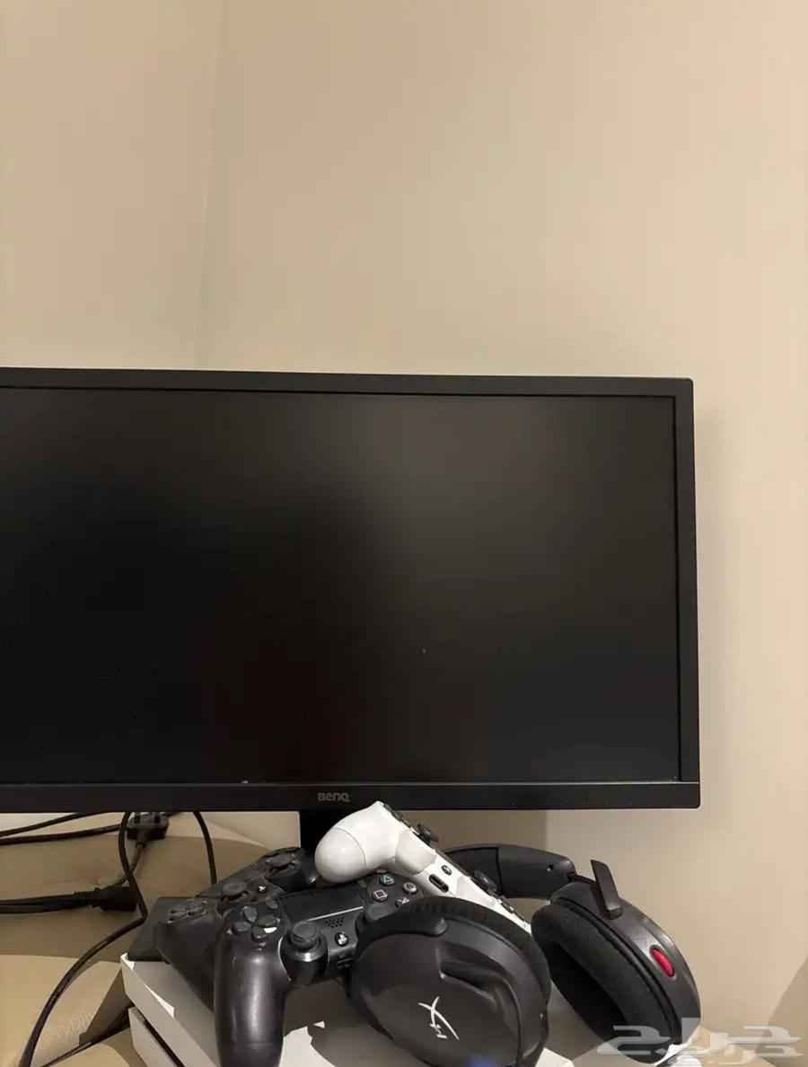 سوني4 شاشة قيمنق Benq 24 بوصه 3 يدات سوني 4 سماعة هايبر اكس63654691165186110