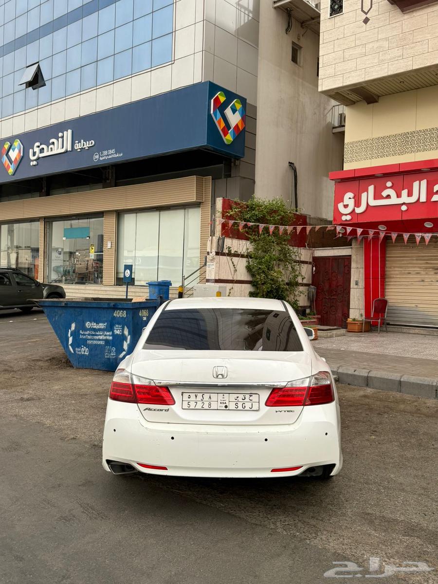 للبيع اكورد نص فل63655075307138110