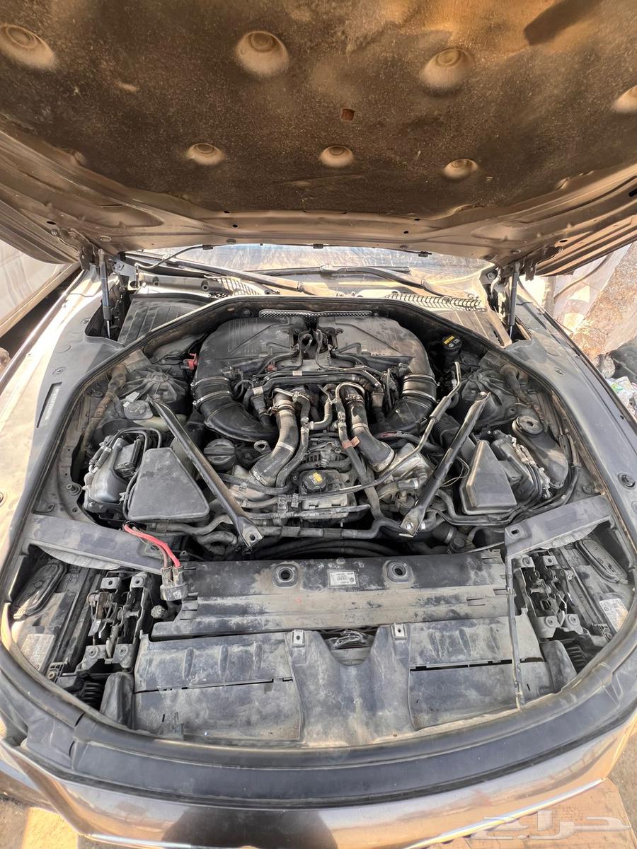 BMW 750 201563655171093891114
