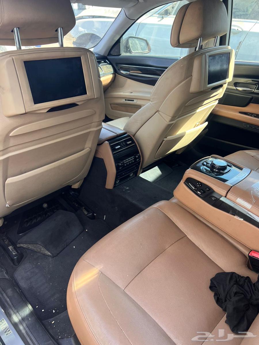 BMW 750 201563655171093891112