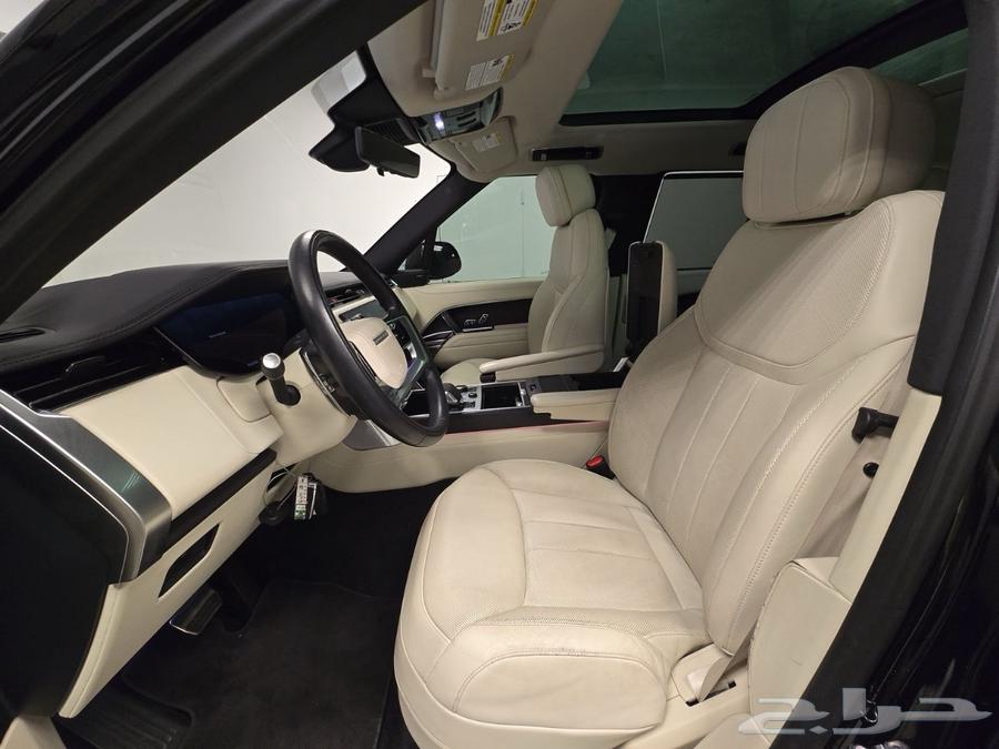 2023 Range Rover V8 Black Interior Off-White Special Price63667490581506114