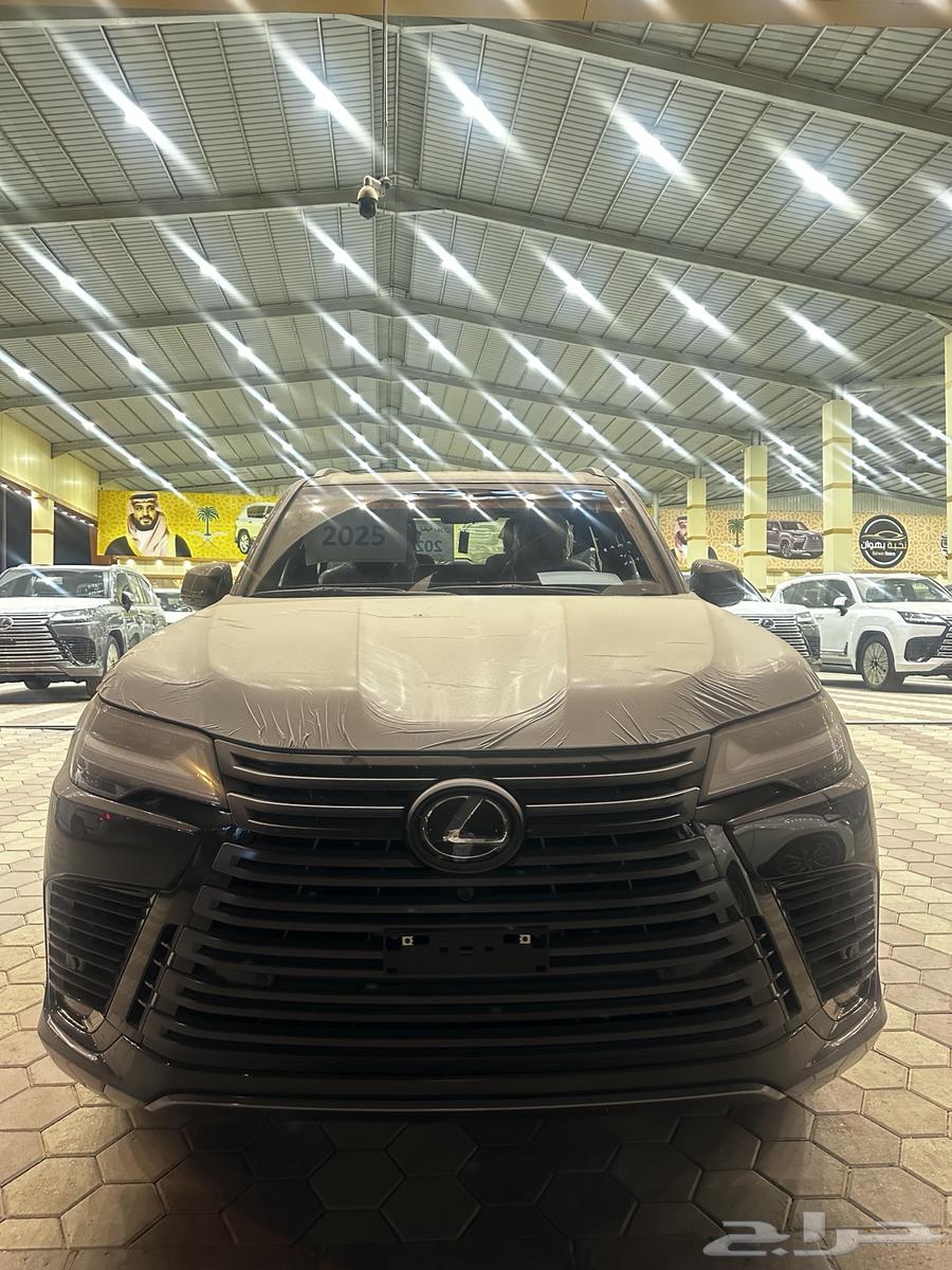 Lexus PrimiVIP Black Edition Black Interior Fully Separate Beds 202563656187499010110