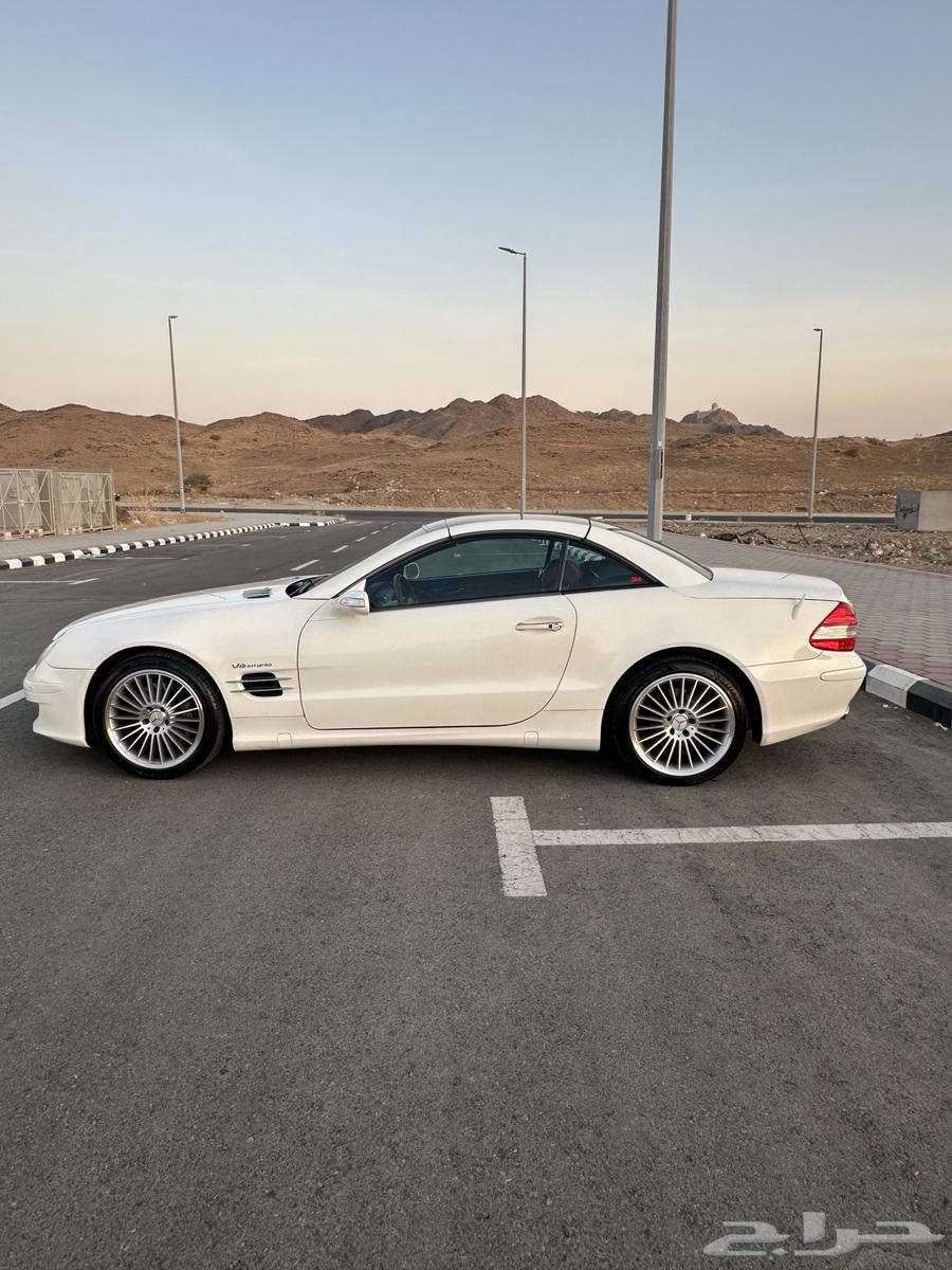For sale Mercedes SL350 very clean, low mileage63655167083011110