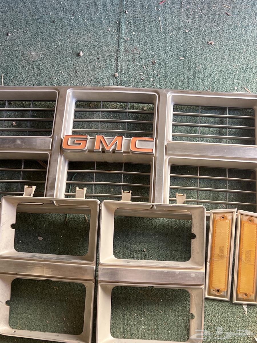 Original complete grille from 81 to 82, clean, full fender fender original63655075298305110