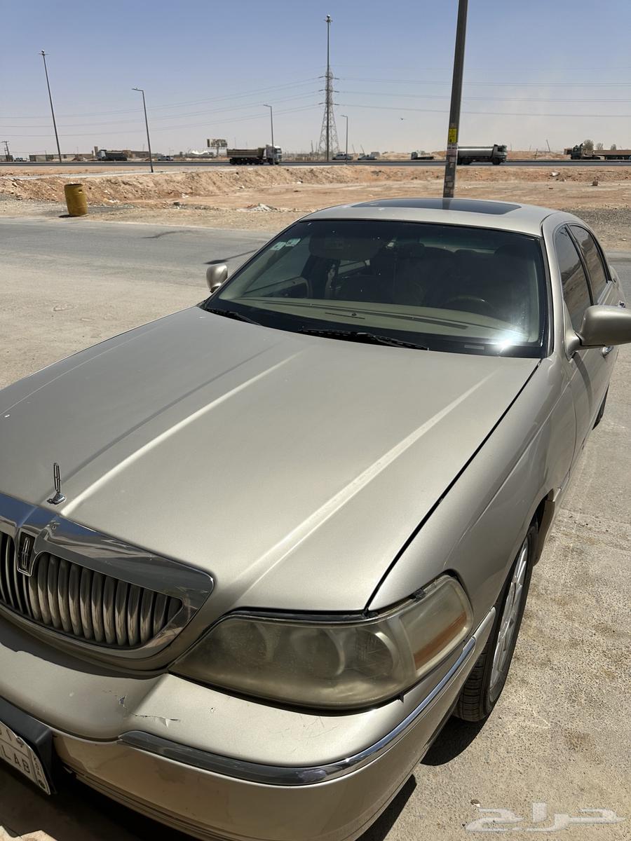 Town Car 200763655177238274110