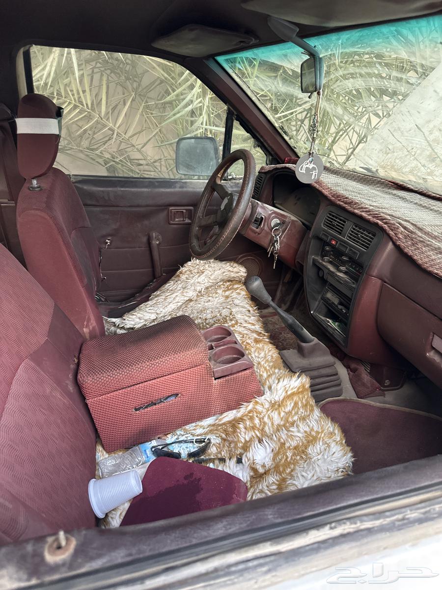 For sale, working Datsun, model needs only clutch disc63655282341506111