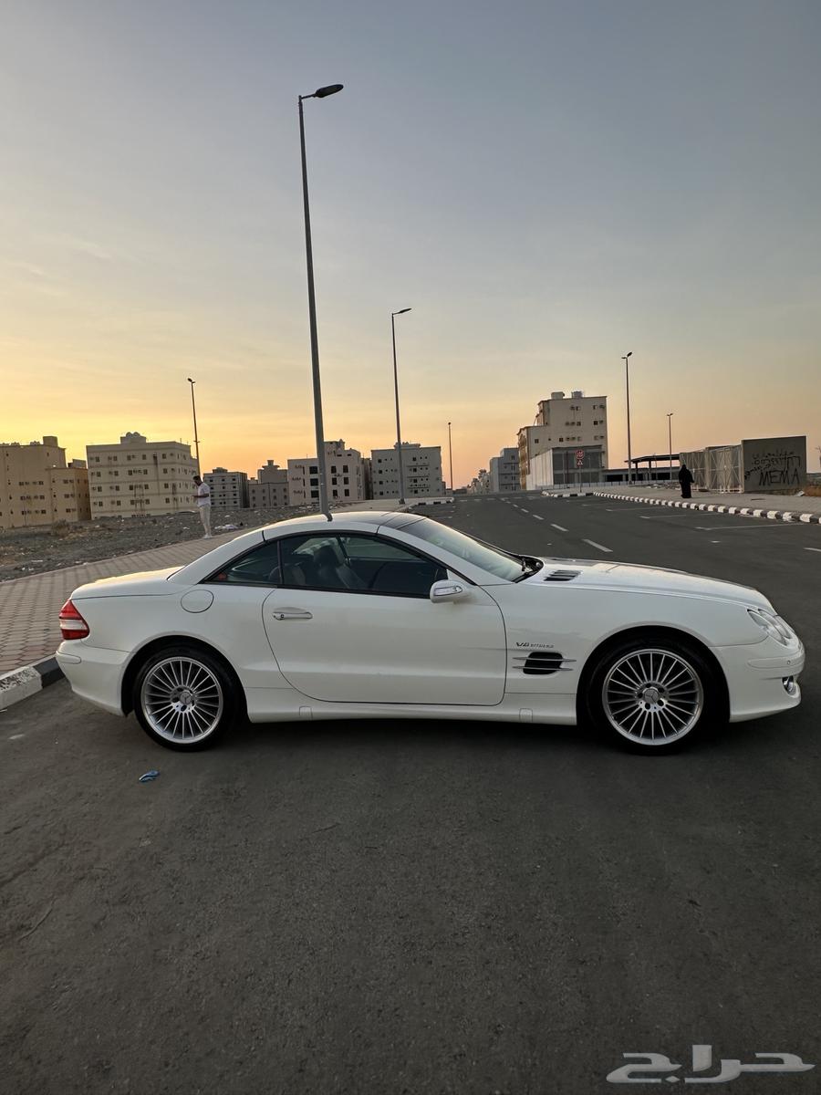 For sale Mercedes SL350 very clean, low mileage63655167083011111