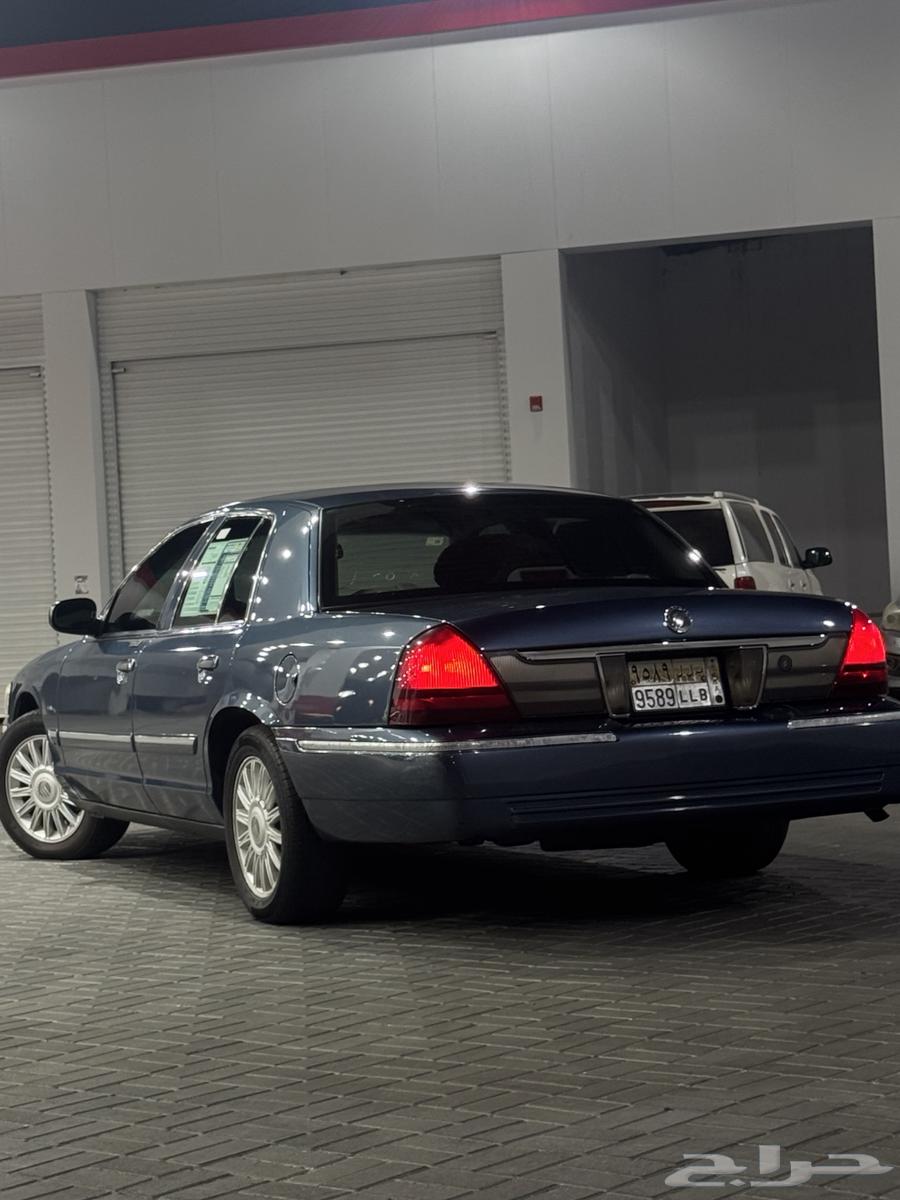 Ford Marquis 2010 for sale, clean63655170516867112