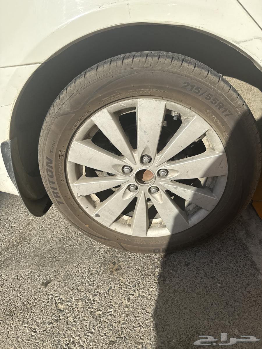 Sonata Chrome Rims 17 Inch with New Tire Set63655179437825113