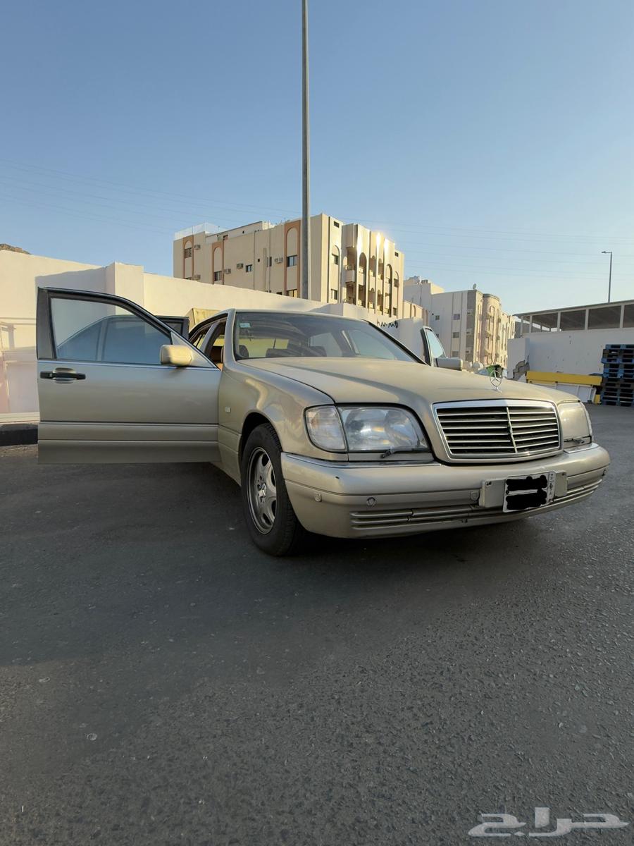 Mercedes Ghost Model 98 320s Doesn't Complain About Anything63655070381185114