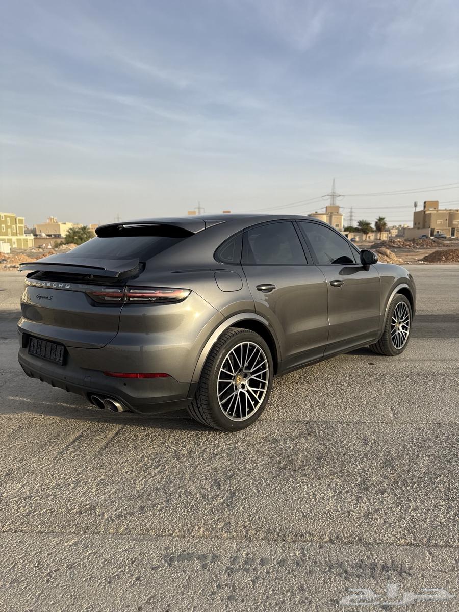 Porsche Cayenne Coupe S 2020 under warranty very clean (sold to God)63656114964353111