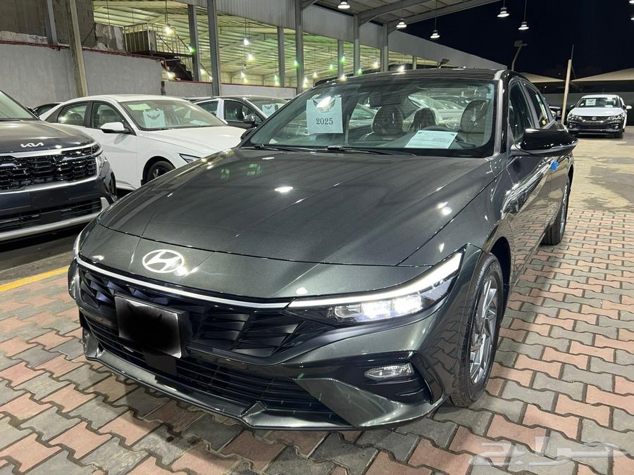 Hyundai Elantra Smart Plus 2.0 cc 2025 Model63655165749889111