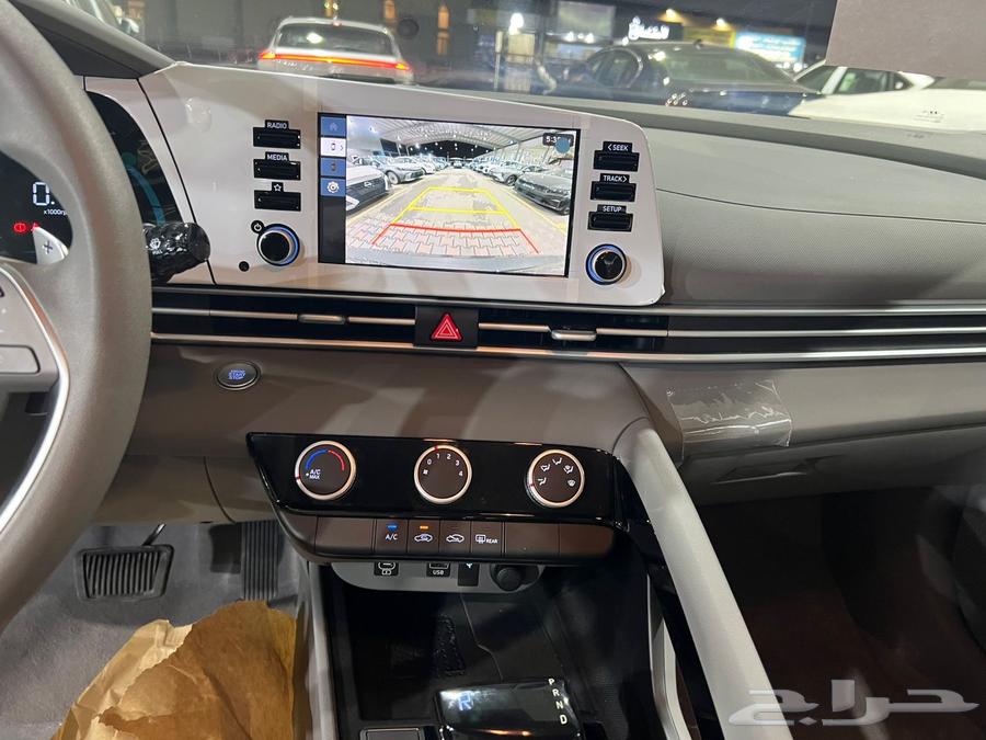 Hyundai Elantra Smart Plus 2.0 cc 2025 Model63655165749889114