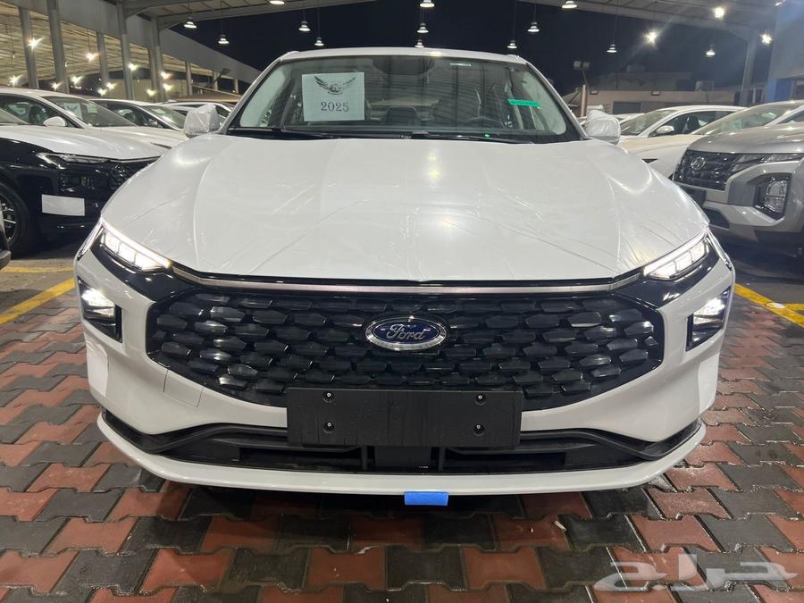 Ford Taurus Trend 202563655165677569111