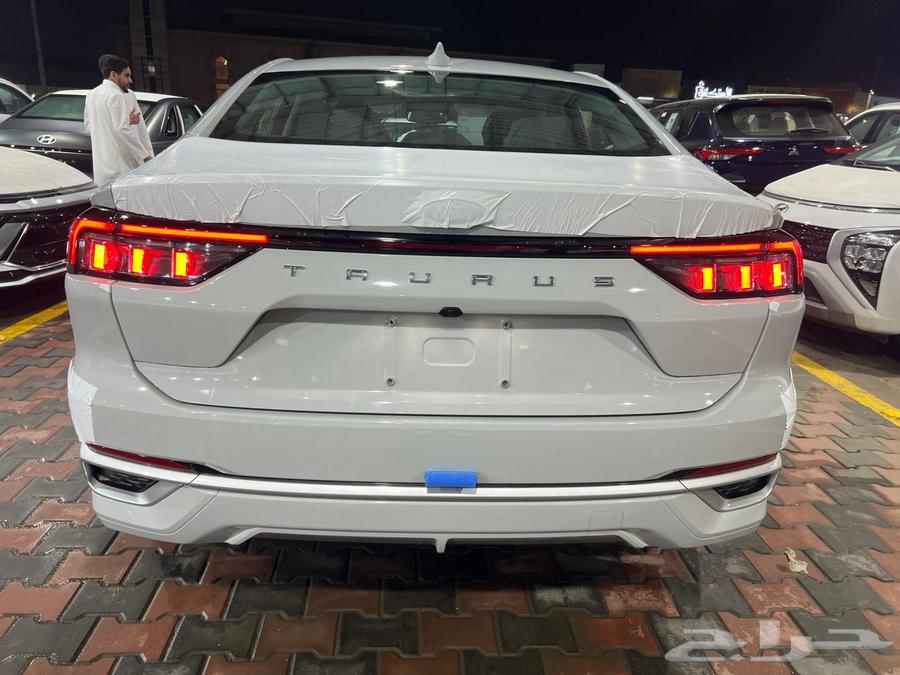 Ford Taurus Trend 202563655165677569113