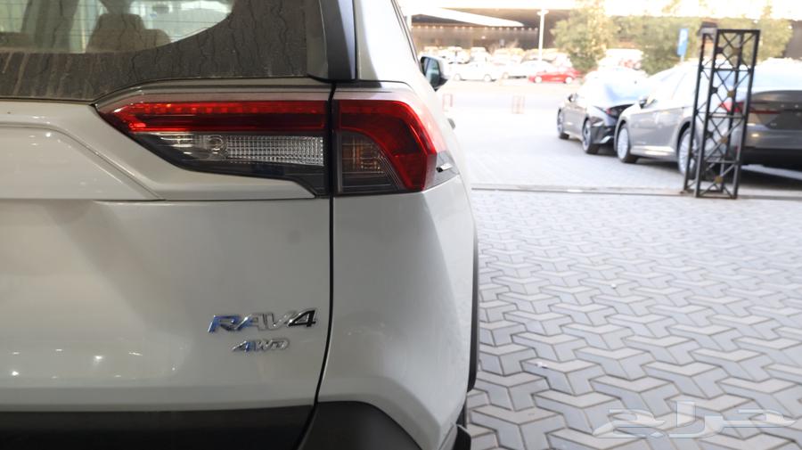 Toyota RAV4 XLE Double 202563655159781379113