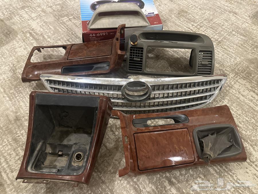 ديكوارت كامري 2003 و الكسور موضحه بصوره مع السماعه واحده63657309113859110
