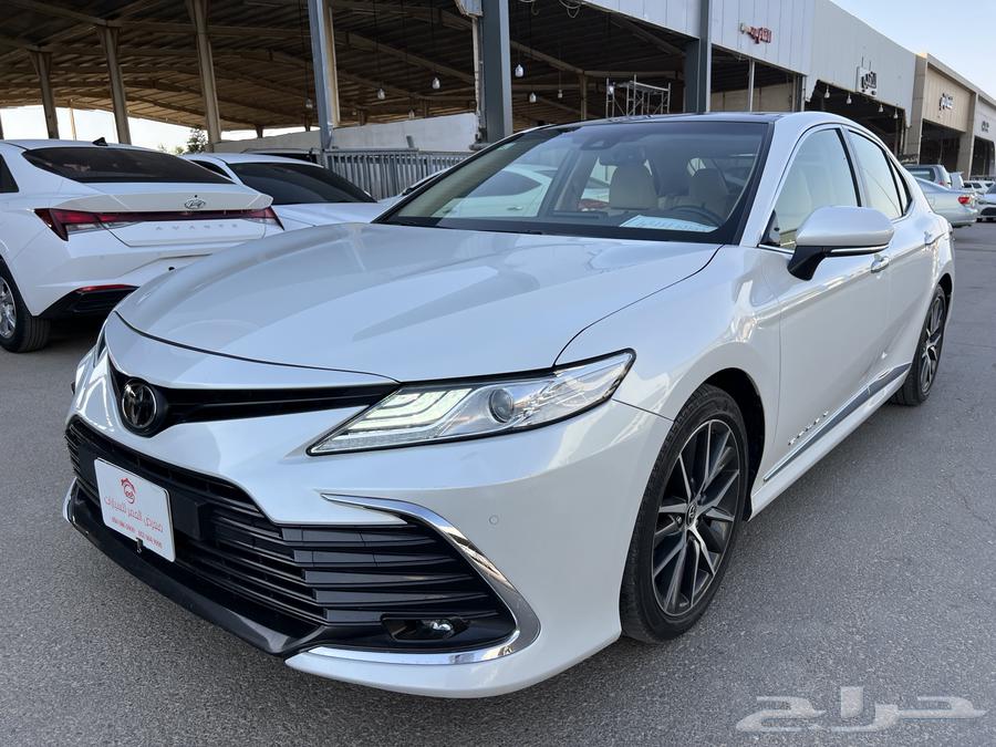 Toyota Camry 2023 Grand Full, Fully Equipped, Six-Cylinder63656942766595110