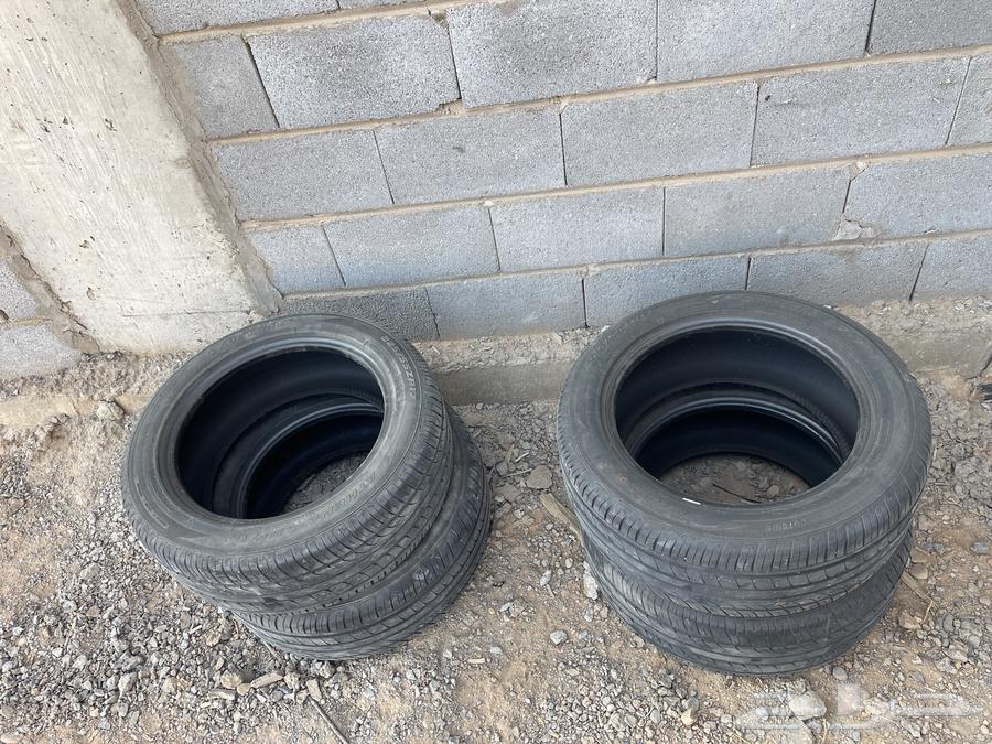 Four size 17 tires63655179896322110