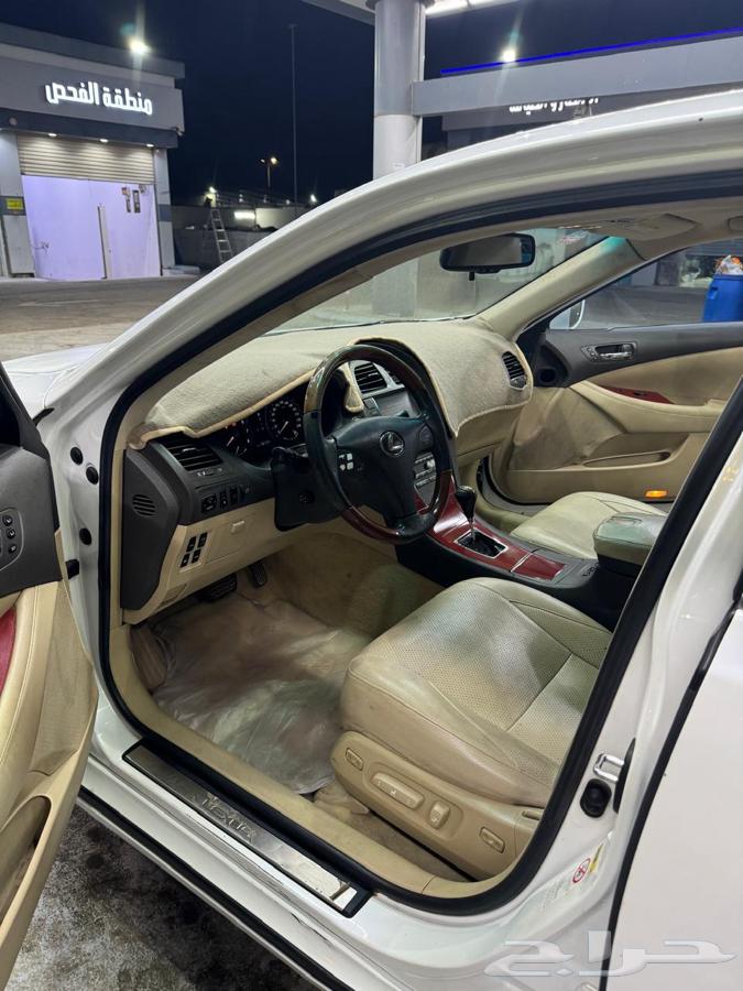 Presenting to you a 2009 Lexus63655177723265114