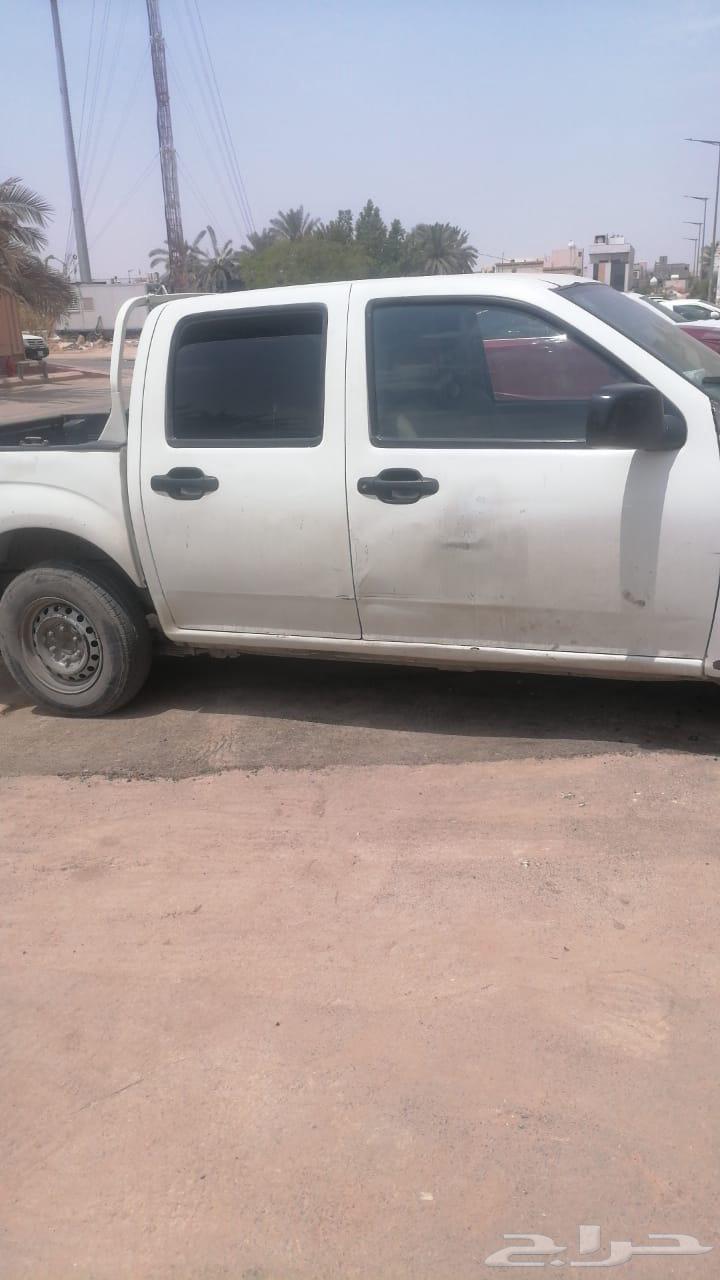 Isuzu car model 201263655165634050110
