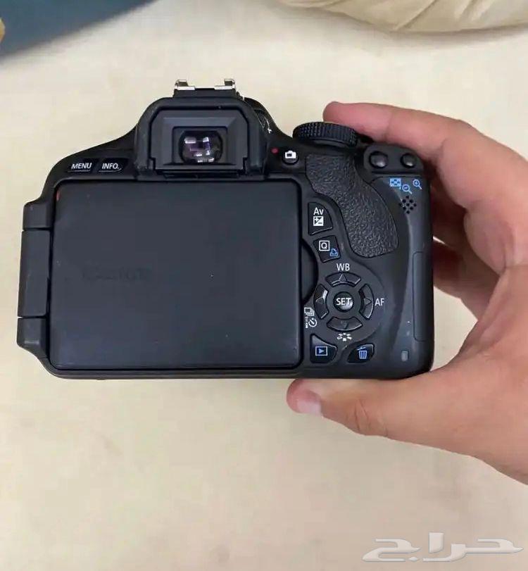 كاميرة نظيفة canon EOS 600D السعر 800ريال فقط63654955285122112