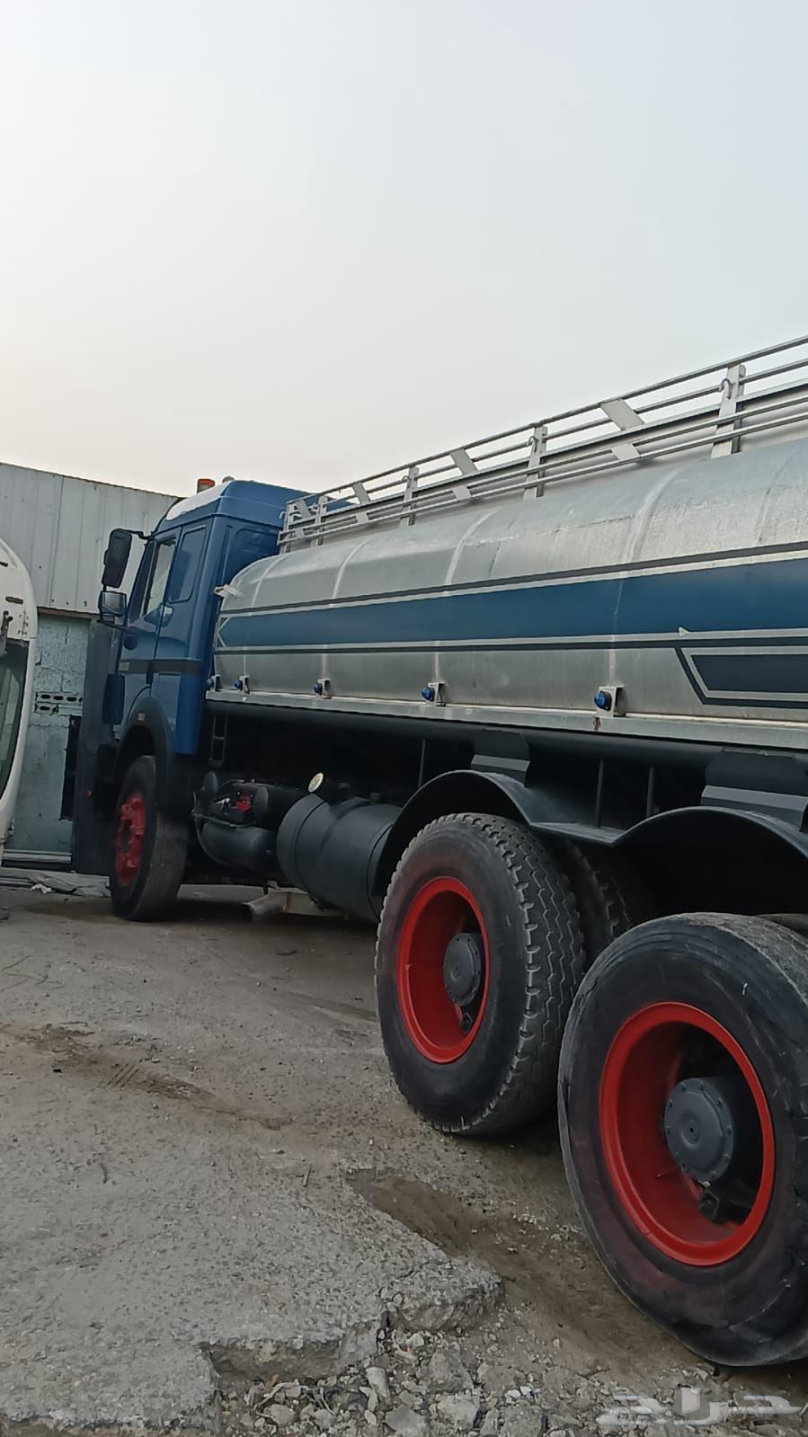 للإيجار الشهري وايت ماء Water Tankers For Monthly Rental63655778324227114