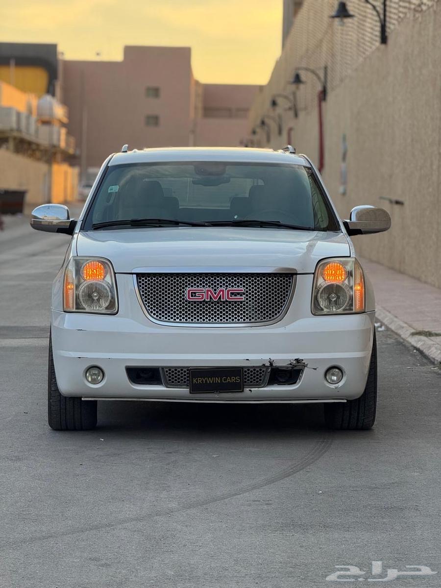 GMC Yukon XL Denali 200863655063976706110