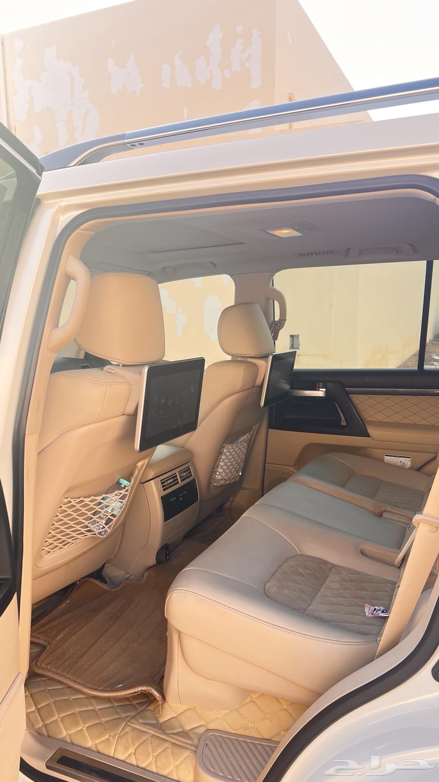 Land Cruiser Jeep Full Option63667648425347113