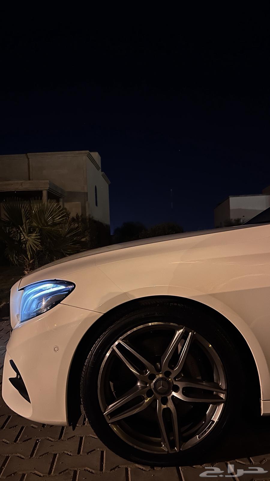 Mercedes E400 201763670412753283110