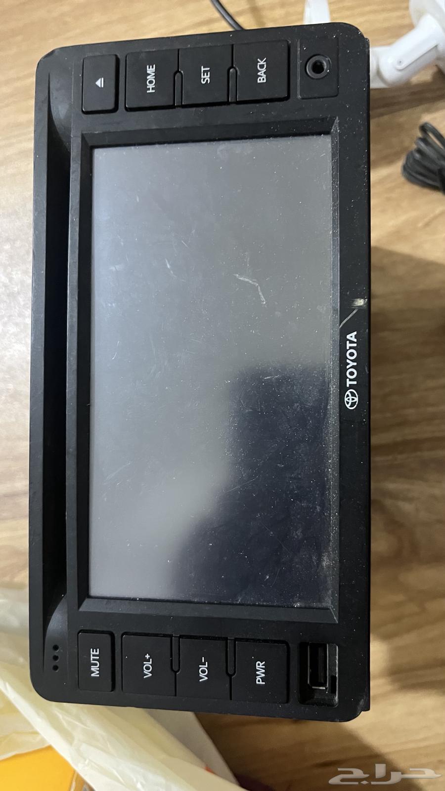 Toyota OEM 100% original car stereo.63670244606338110