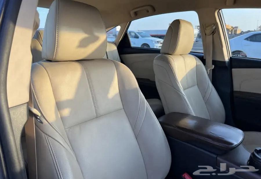 Toyota Avalon 201763667507734658112
