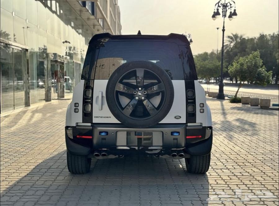 لاندروفر ديفندر63667649663362113