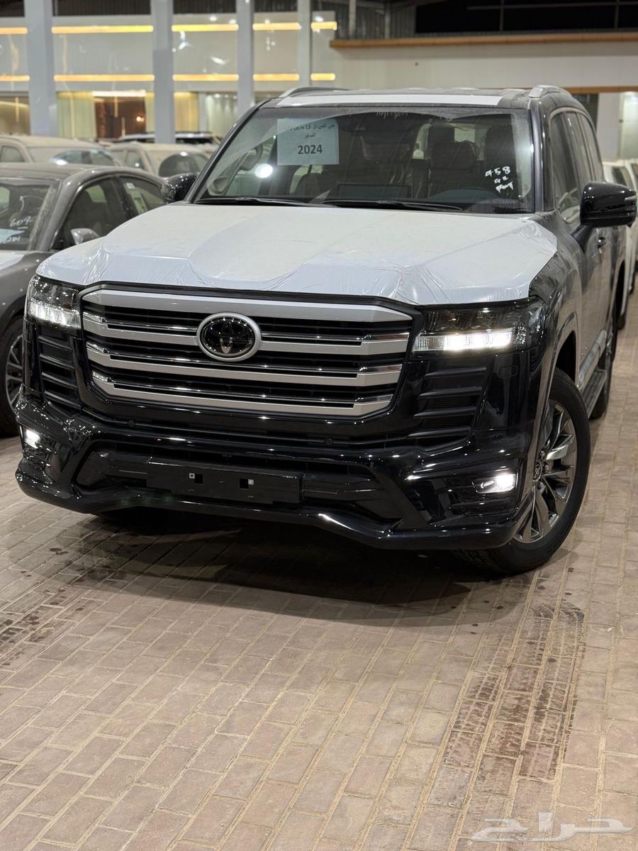 Toyota Land Cruiser (GXR-L5) 2024 Gulf Spec (302) Included63667514567554110