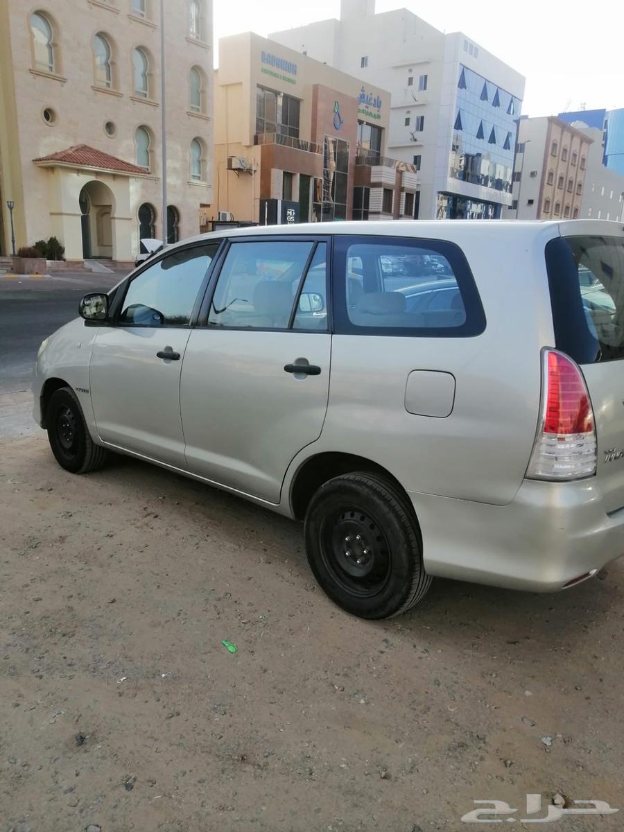 سيارة أنوفا فاغن لون فضي63667648136705110