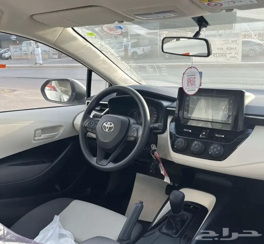 Toyota Corolla 2.0 Enhanced Pearl White63667507418499111
