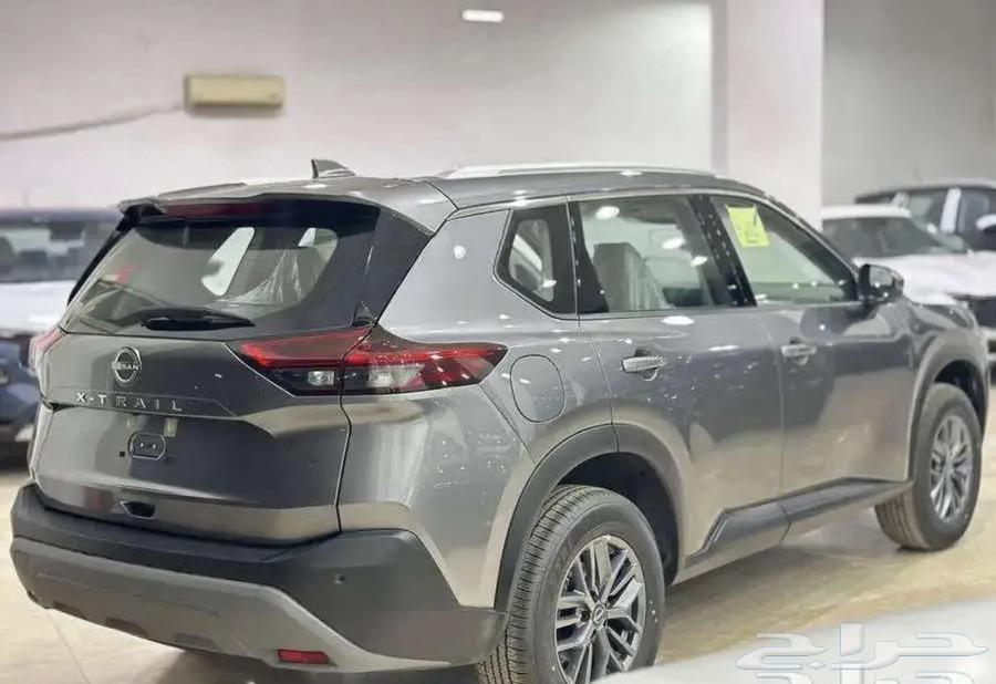 Nissan Extreel 5 Seats 4x4 202563667506767617114