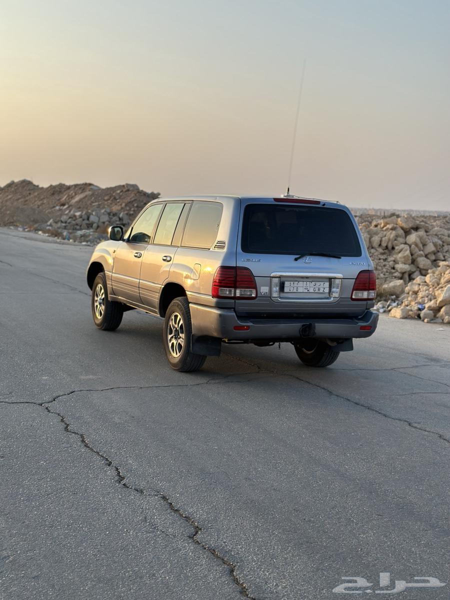 For sale Lexus Jeep 200563667510368257113