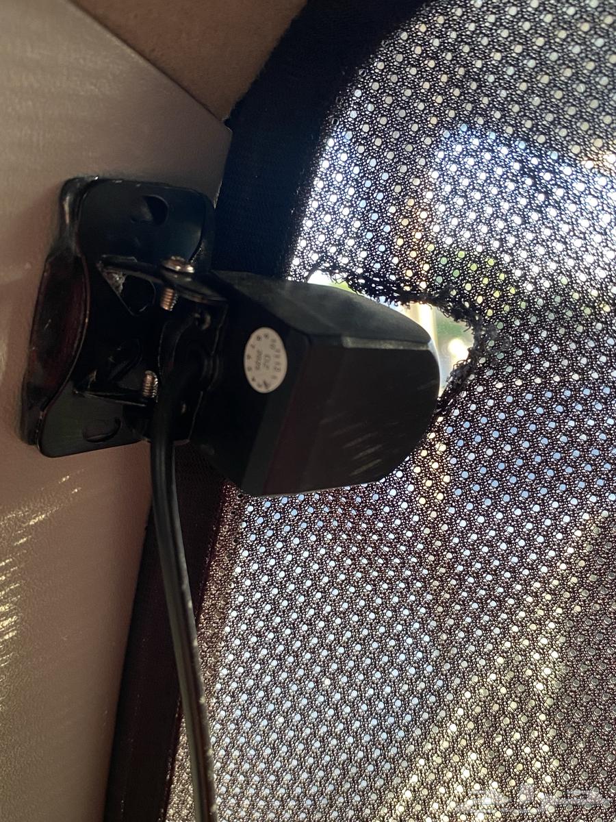 Hello, I'm offering a dash cam63655313179267112