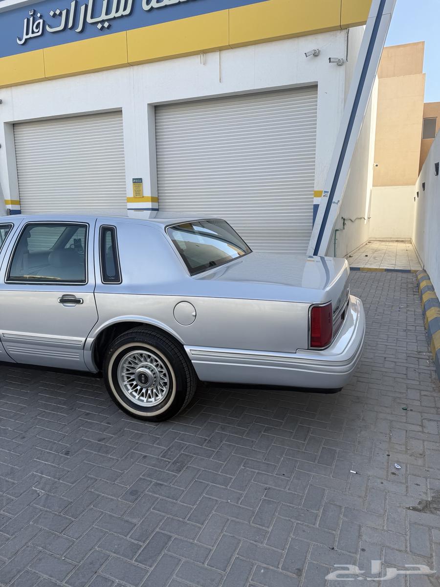 Lincoln Town Car Cartier Full Option 199763667499553281112