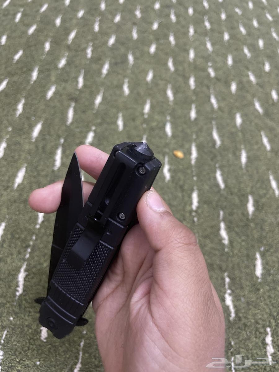 Let me show you 3 knives63670067545218112