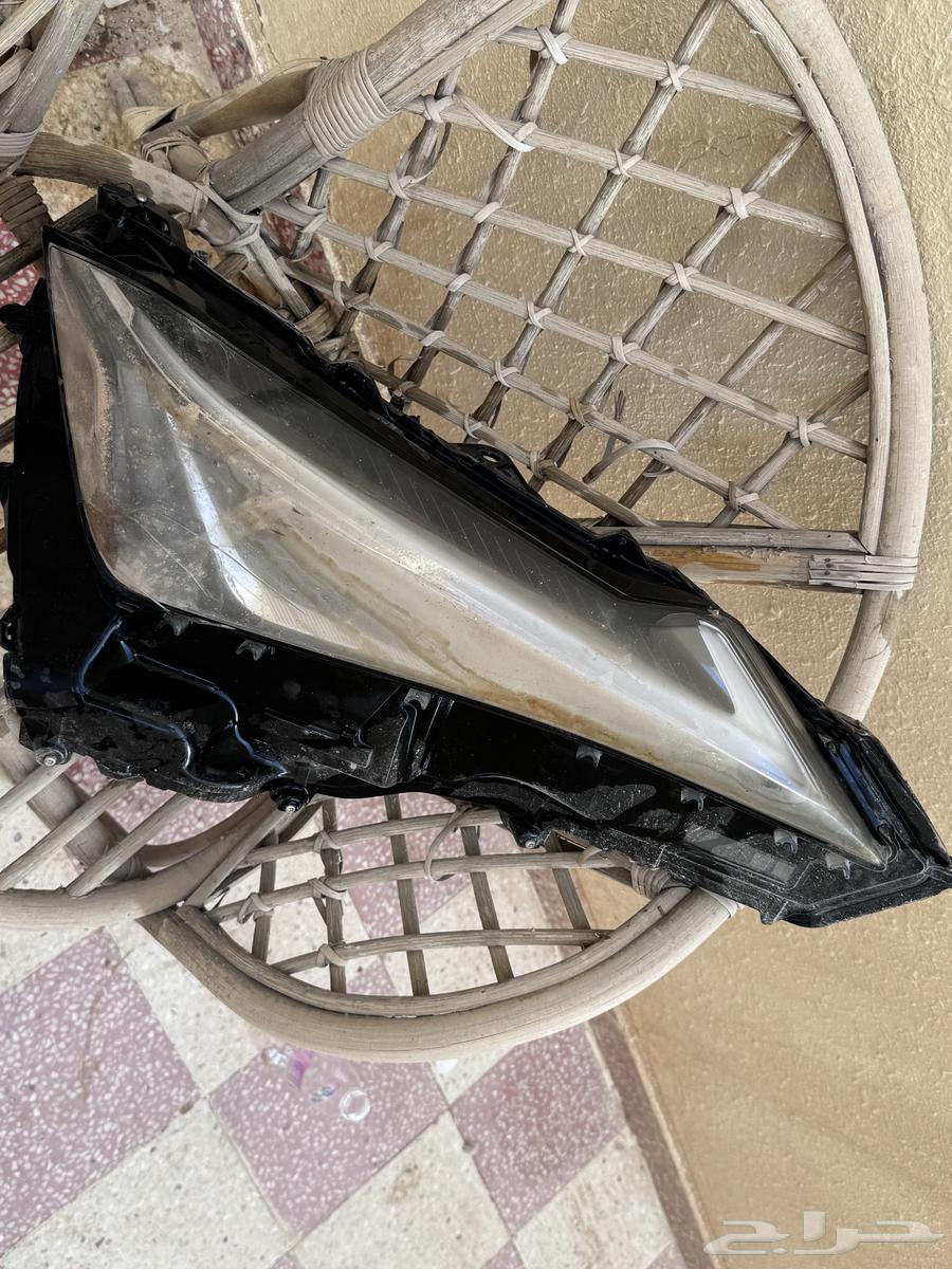 Lexus UX candle63668269446019110